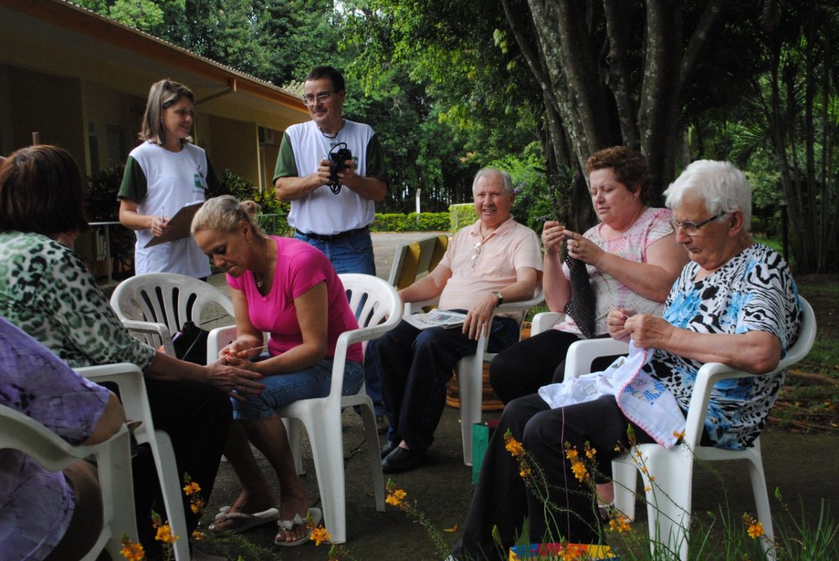 Quermesse celebra 20 anos de Vovolândia