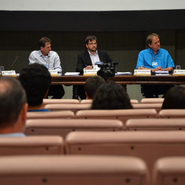 Plenário estuda novo Plano de Carreira