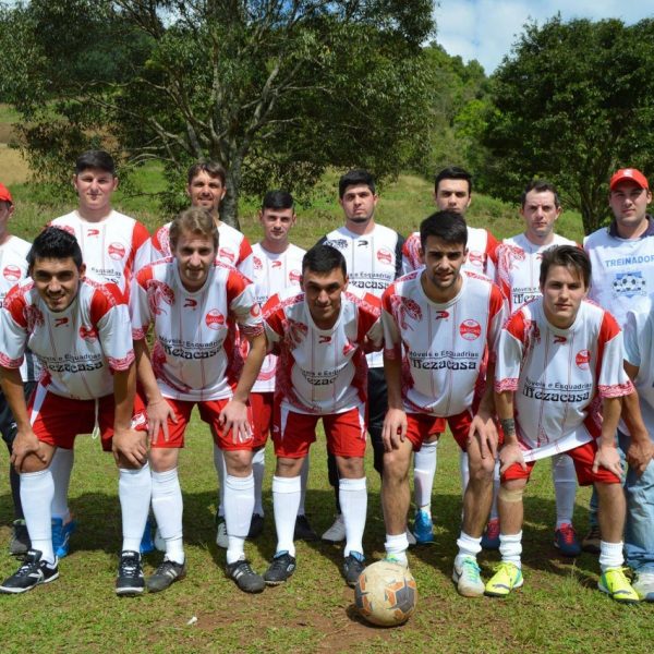 Duas categorias definem campeões no domingo