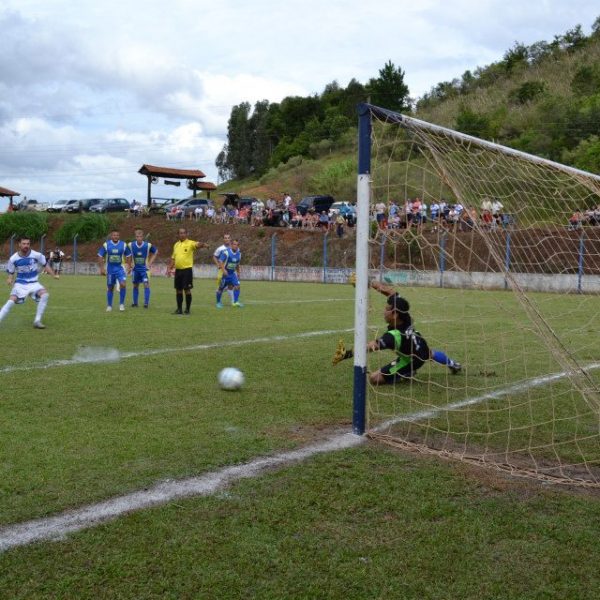 Autoridades esportivas lamentam fim da Fundergs