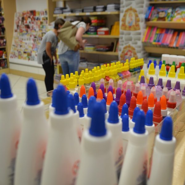 Material escolar pode ficar 30% mais caro