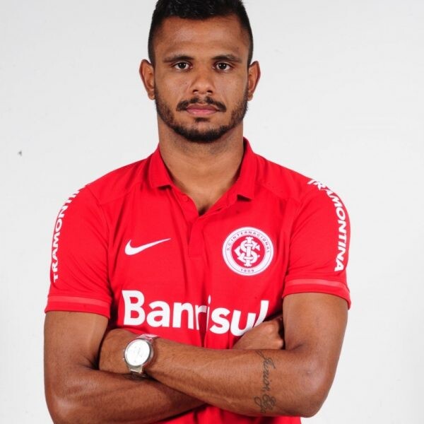 Argel esboça time para temporada