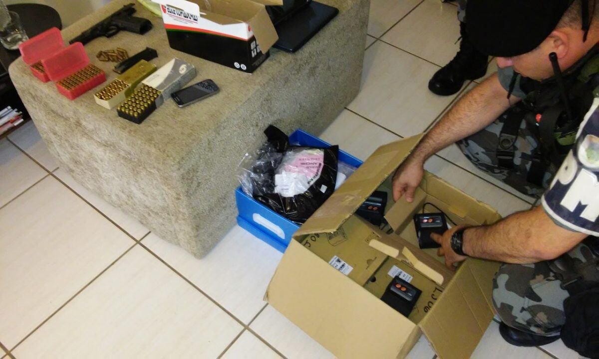 Policial mantinha rede de contatos com criminosos