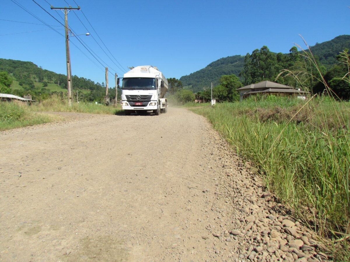 Moradores pedem, mas pavimentação é incerta