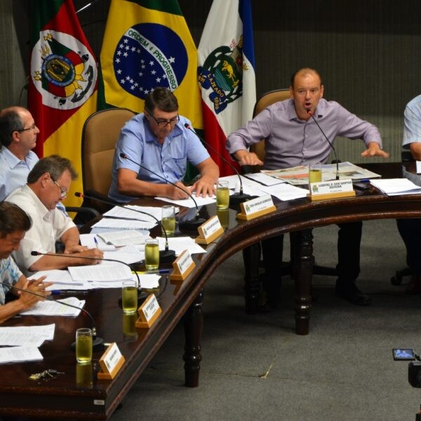 Oposição quer clareza no projeto do BRDE