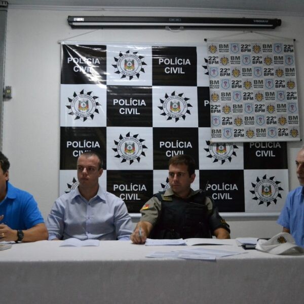 Polícia apresenta dados e afirma cumprir o dever