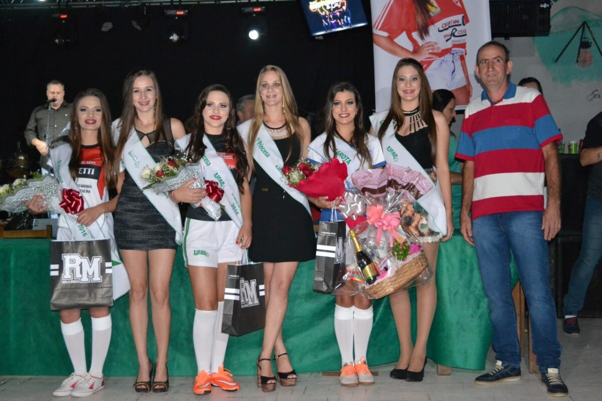 Cristina Ferrari é eleita a rainha do esporte 2016