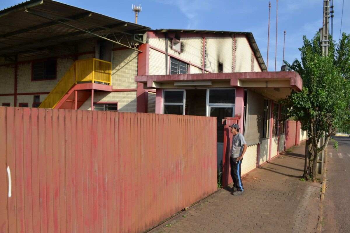 Ex-funcionários da Blip aguardam receber