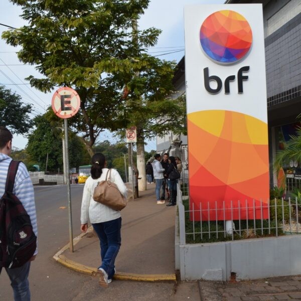 Estrela recebe resultado de testes da Covid em funcionários da BRF
