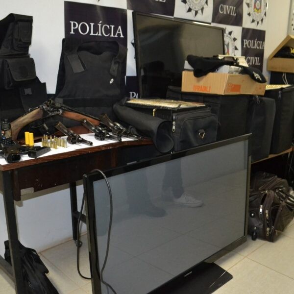 Polícia localiza esconderijo de quadrilha
