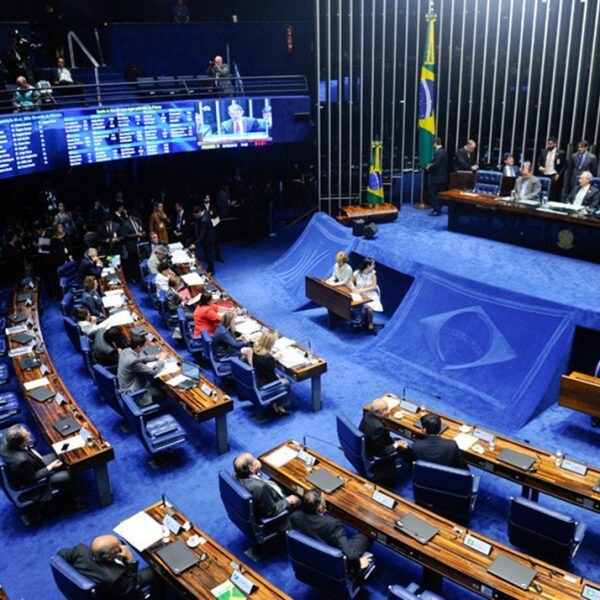 Sem acordo, senadores deixam votação de “orçamento de guerra” para a próxima semana