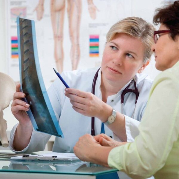 Exercícios e alimentação saudável previnem osteoporose