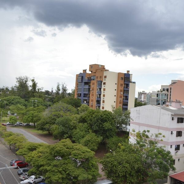 Abafamento e chuva marcam a semana