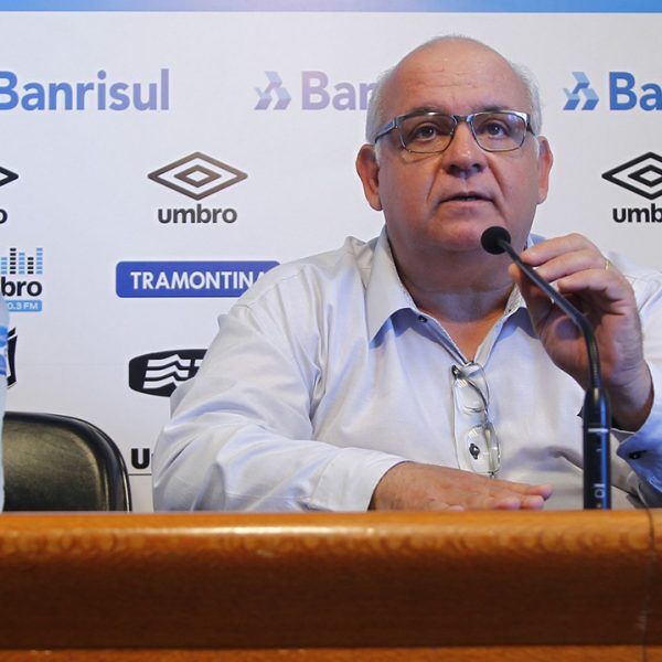 Bolzan fala em antecipar busca por reforços