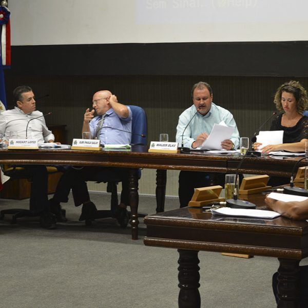 Vereadores debatem novos pedágios na BR