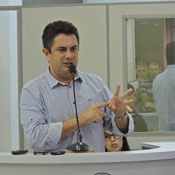 Vereador critica falhas da gestão passada