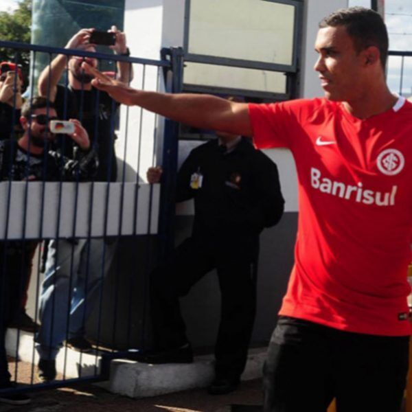 Pottker estreia como titular no sábado