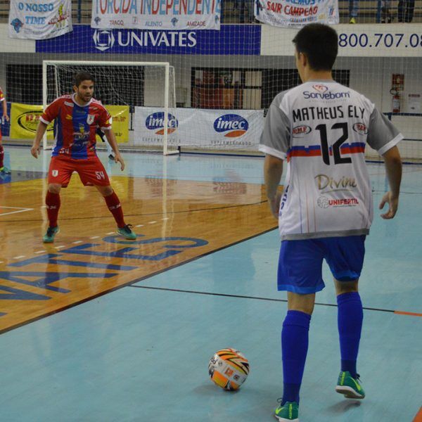 Alaf joga hoje à noite pela Liga Gaúcha