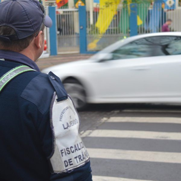 Acidente com danos materiais é registrado no Centenário