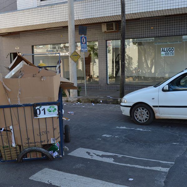 Câmara adia votação sobre carrinhos de reciclagem