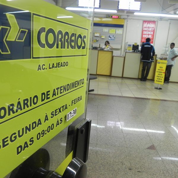 Atrasos nas entregas dos Correios geram reclamações