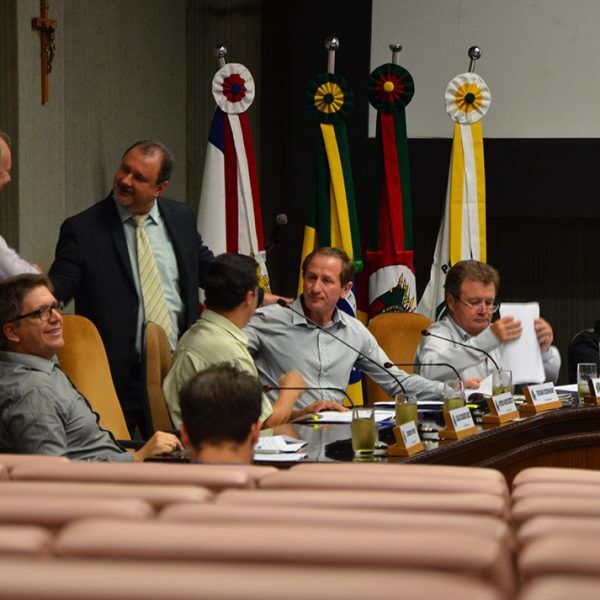Plano sobre a sede  própria da câmara vai à votação hoje