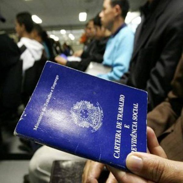 Confira as vagas de emprego disponíveis na Região