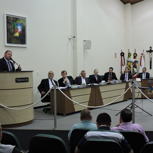 Legislativo debate imposições sanitárias