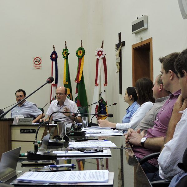 Custo do 13º salário passa de R$ 86 mil