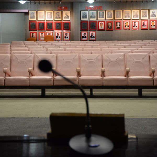 Fim das férias abre novo ciclo de debates sobre a sede
