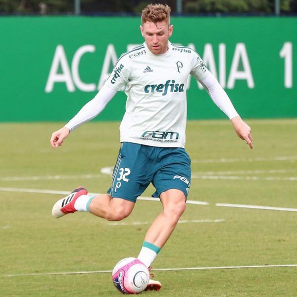 Fabiano é o novo lateral Colorado