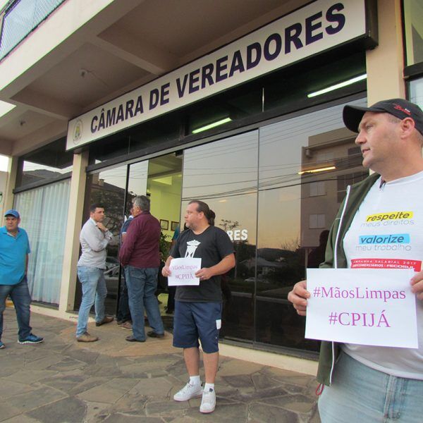 Ato nas ruas e pedido de CPI