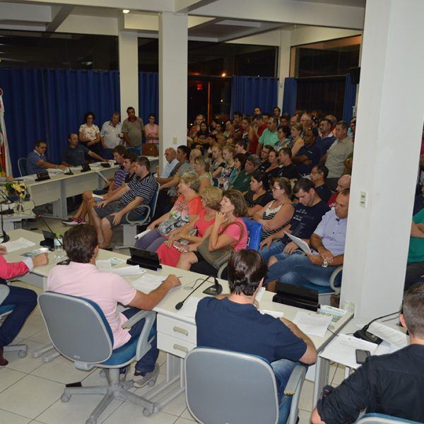 Câmara define nomes. Governo tem maioria