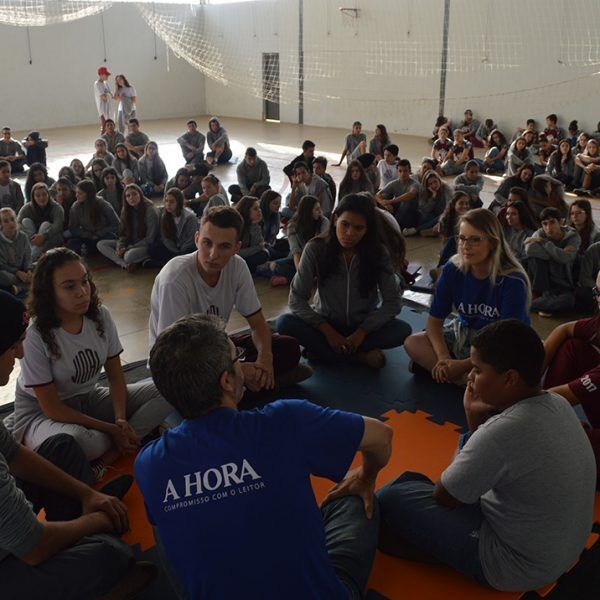 PENSE inicia caravana em defesa da educação