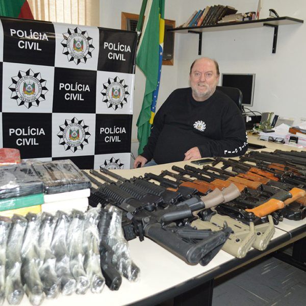 Arsenal surpreende inclusive a polícia