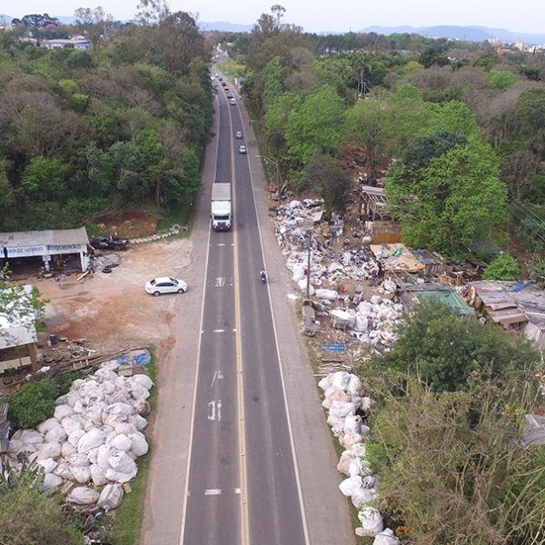 Para onde vai esta vila?