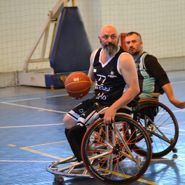 “Ninguém lembra que é deficiente dentro da quadra”