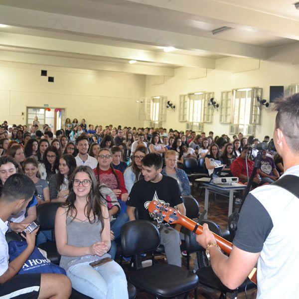“Ser professor é trabalhar com a vida”