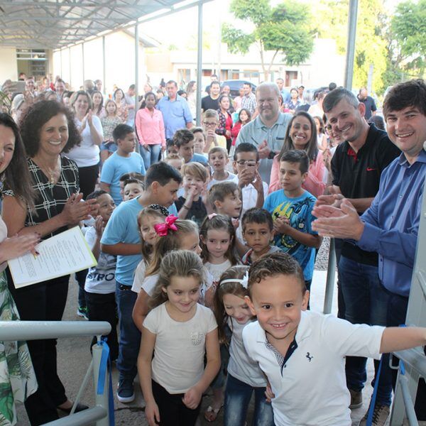 Governo entrega reforma da escola Barra da Forqueta