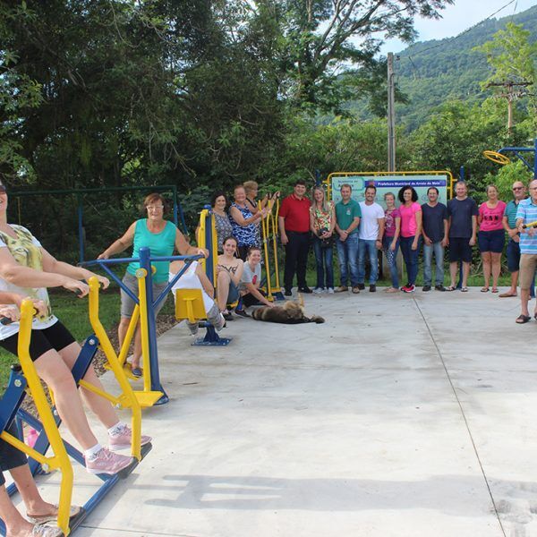 Município atende cinco comunidades com academias