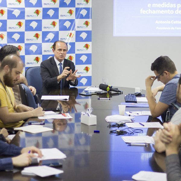 Um terço das cidades do RS fecha o ano com dívidas