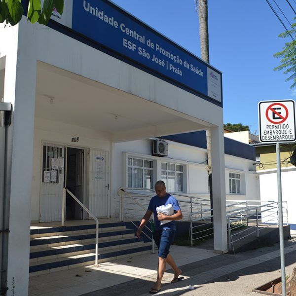 Saída de cubanos é atenuada aos poucos