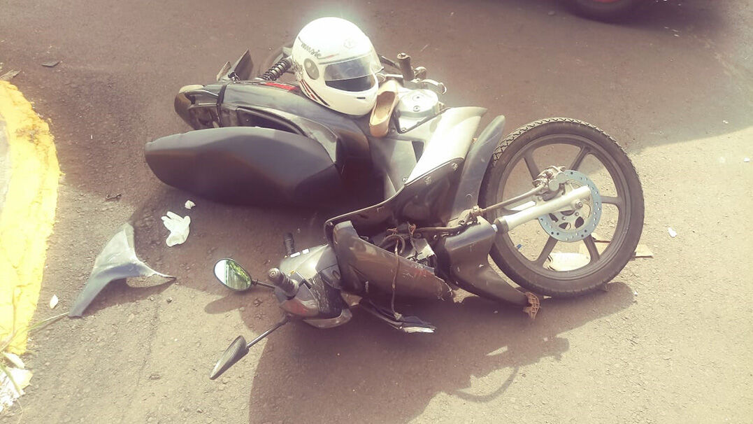 Mulher morre após acidente de trânsito no bairro Canabarro