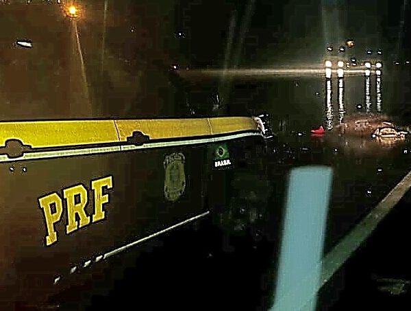 Motociclista colide em cavalo e morre na BR-386