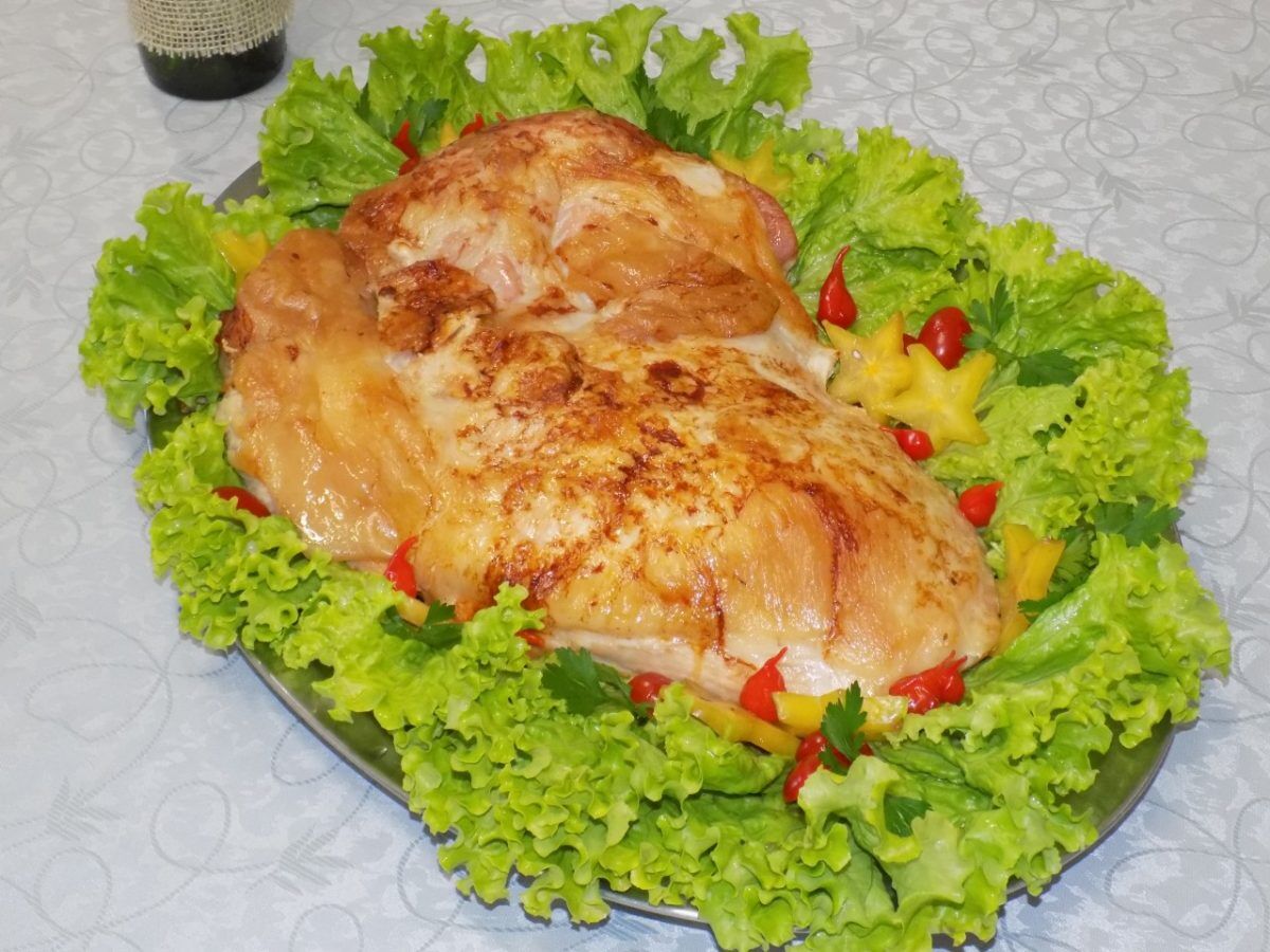 Típico schweinebraten é estrela de almoço festivo