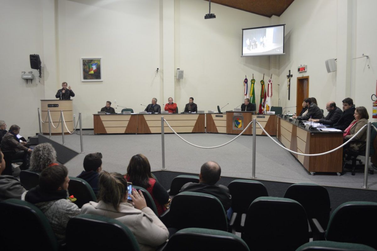 Vereadores aprovam patrocínio de R$ 300 mil à Multifeira