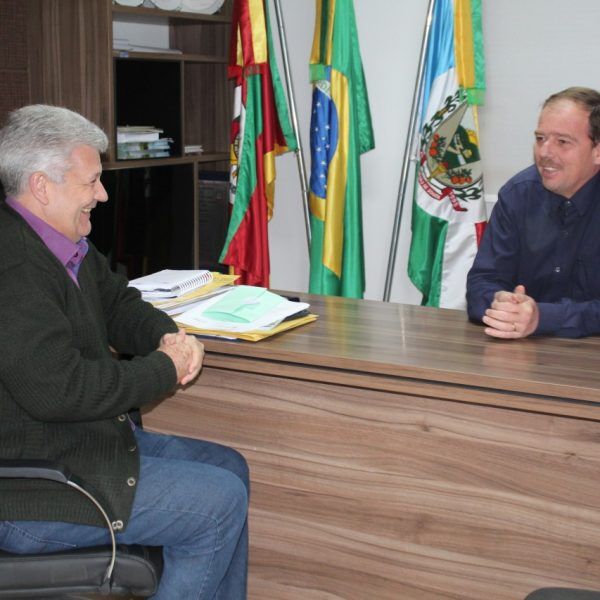 Ex-prefeito vira secretário