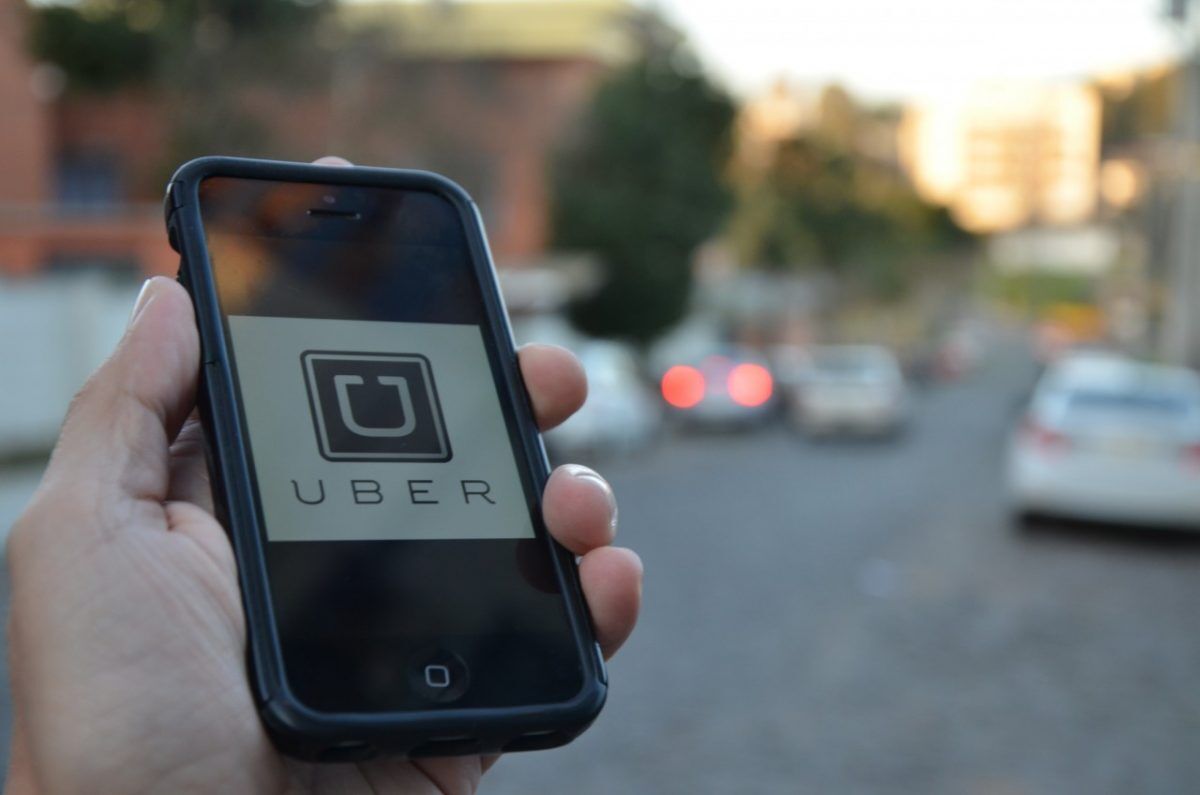 Com cinco emendas, projeto do Uber volta à discussão na câmara