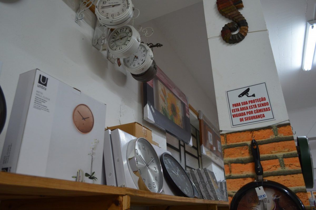 Loja é alvo de furto e tenta sensibilizar ladrão na internet