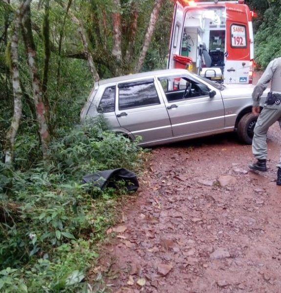Turista sofre queda de 10 metros no V13. Resgate dura duas horas